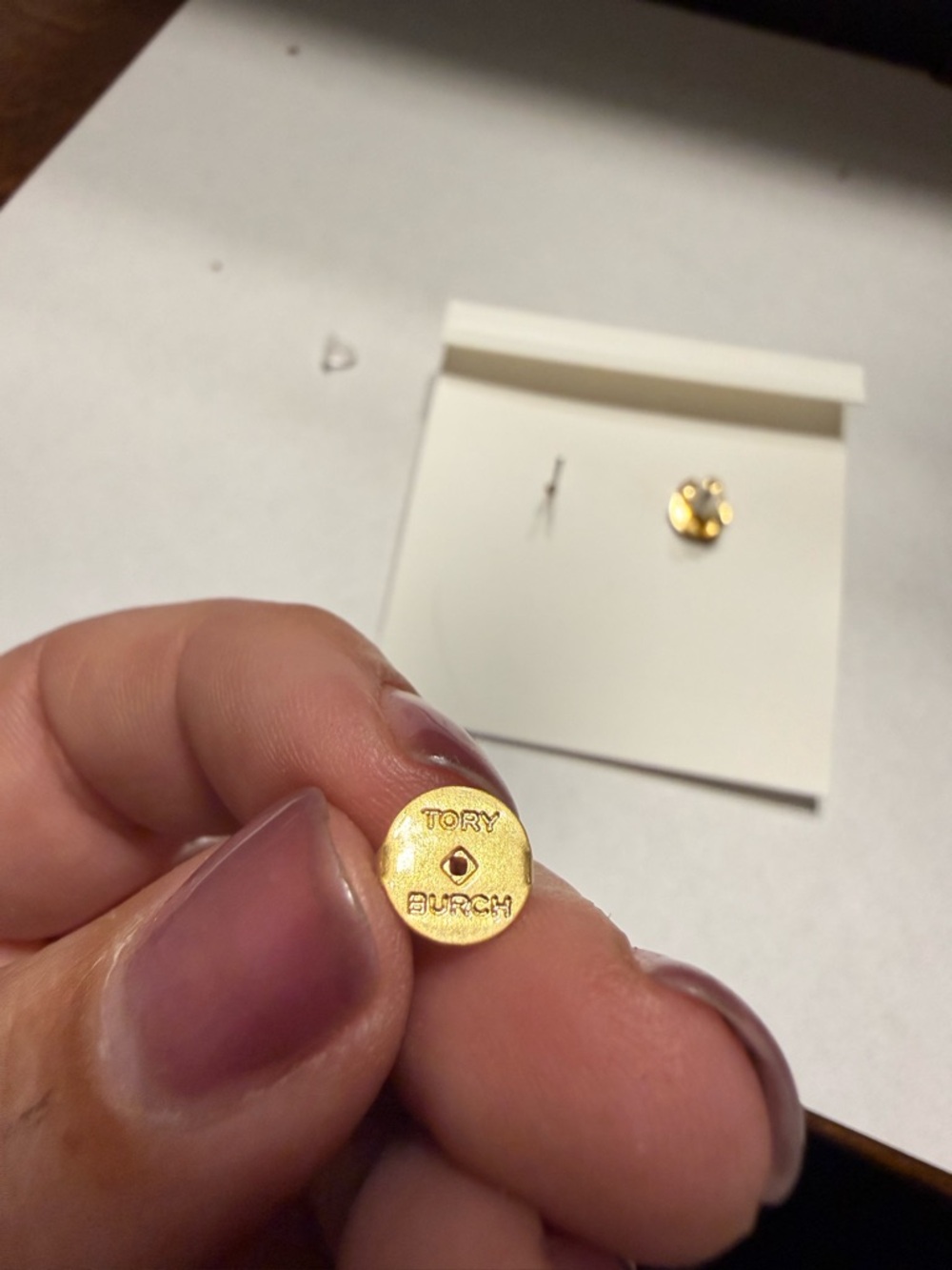 NEW Tory Burch Roxanne Gold plated Button stud resin base earrings - Picture 4 of 5